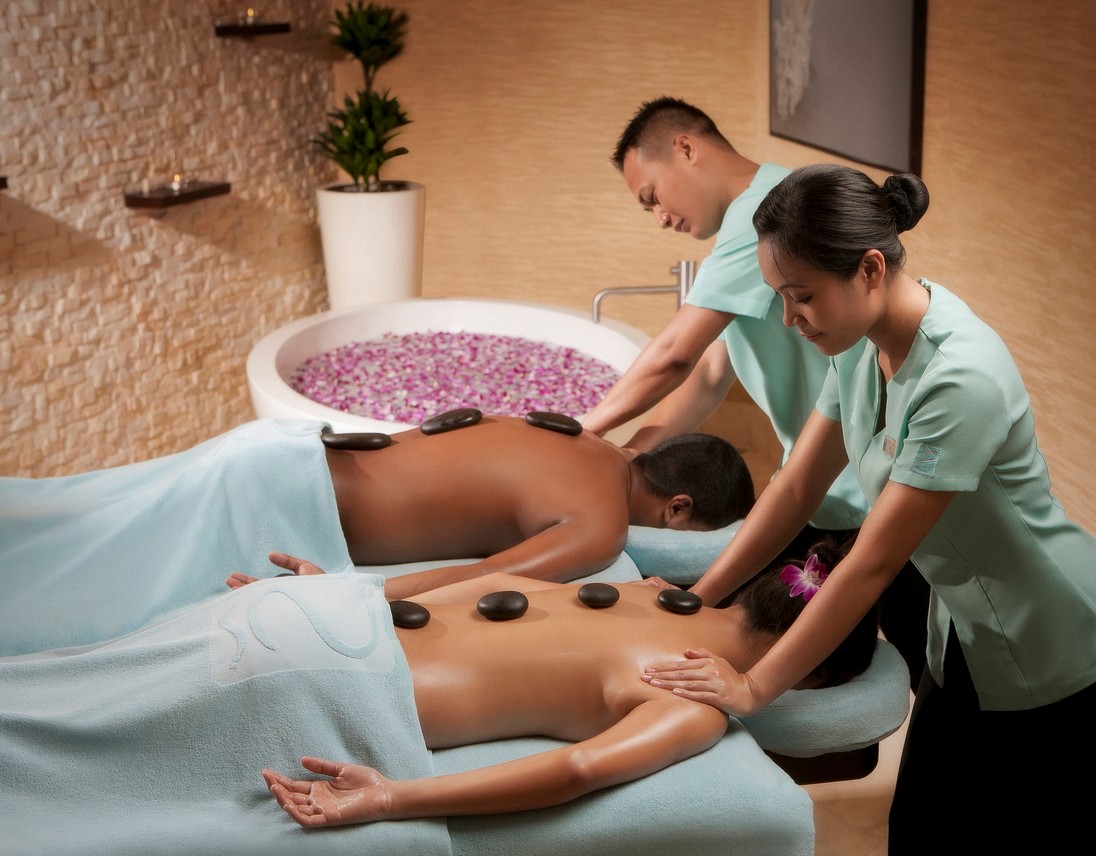 Hot-Stone-Massage-Albarsha.jpg